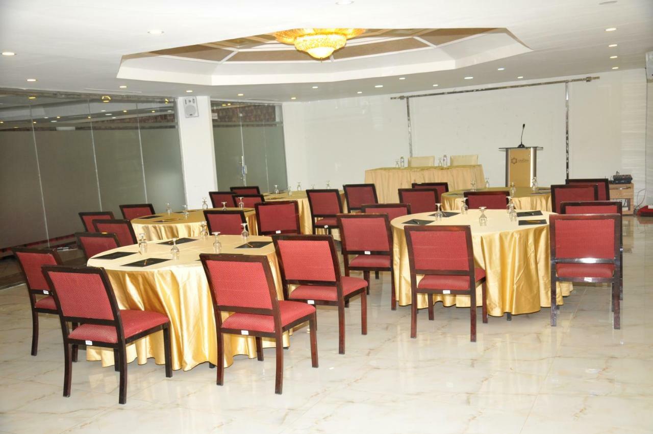 Hotel Di-Palace Ριάντ Εξωτερικό φωτογραφία